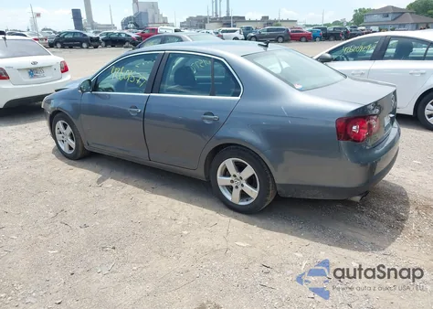 2008 Volkswagen Jetta Se/Sel из США, поврежденный, VIN 3VWRM71K78M070508